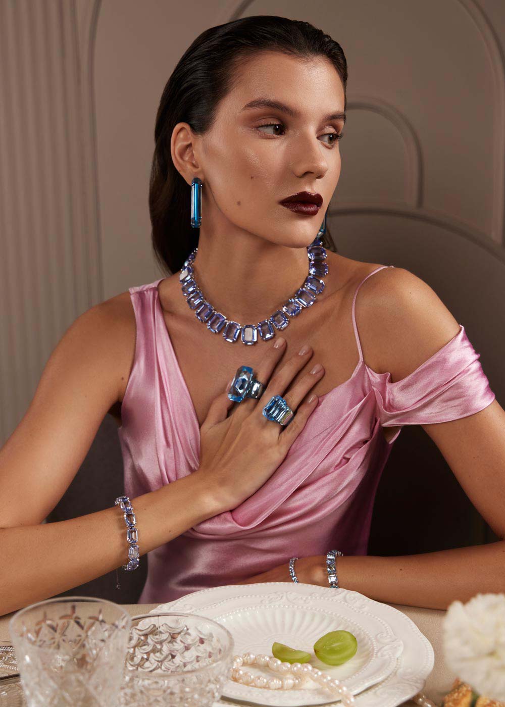 Чокер Swarovski Millenia 5609703 Чокер Swarovski Millenia 5609703