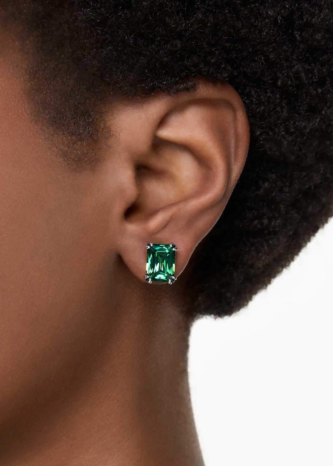 Серьги пусеты-гвоздики Matrix Swarovski 5677142 с кристаллами Swarovski