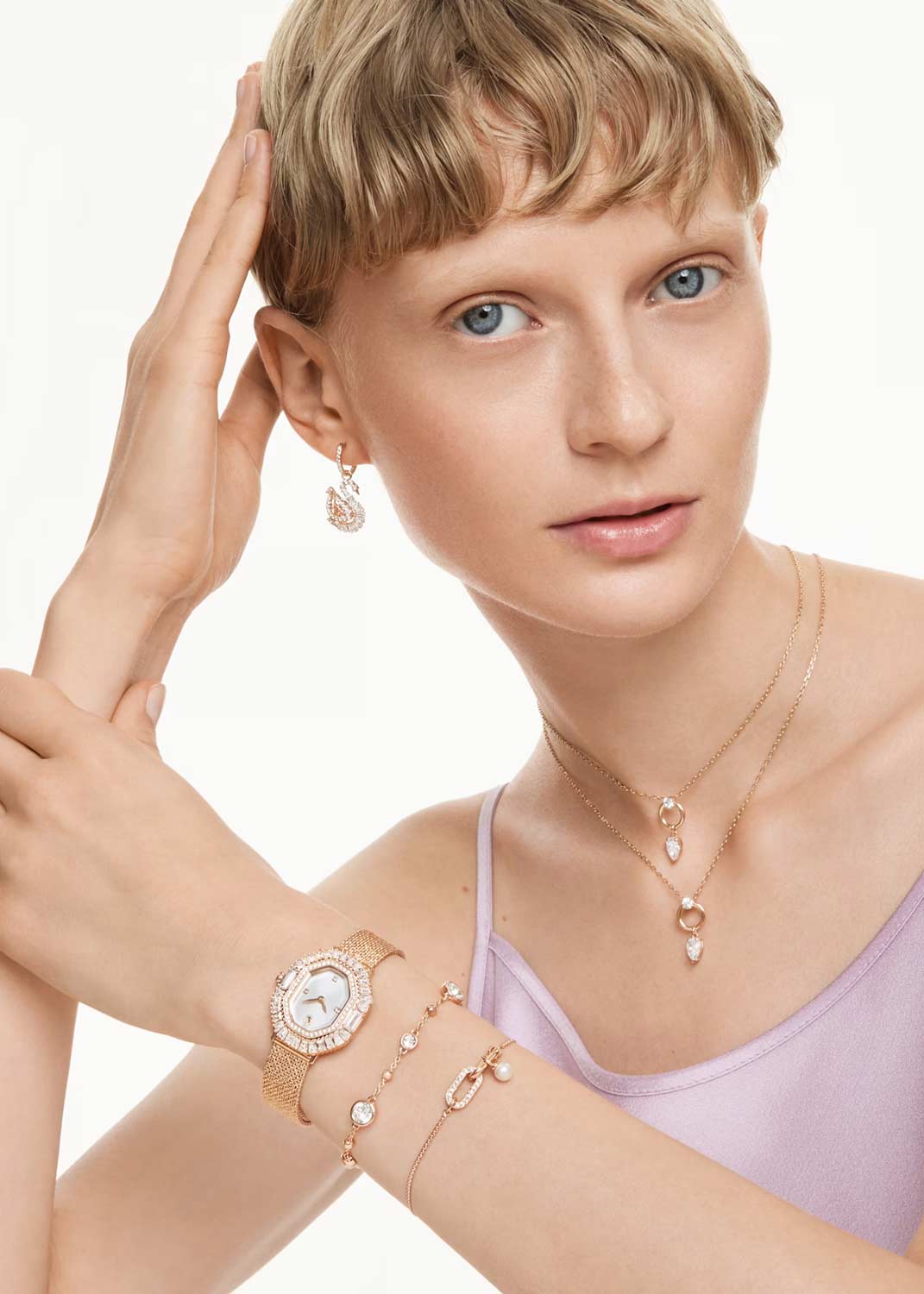 Серьги с подвесками Swarovski Swan 5732415