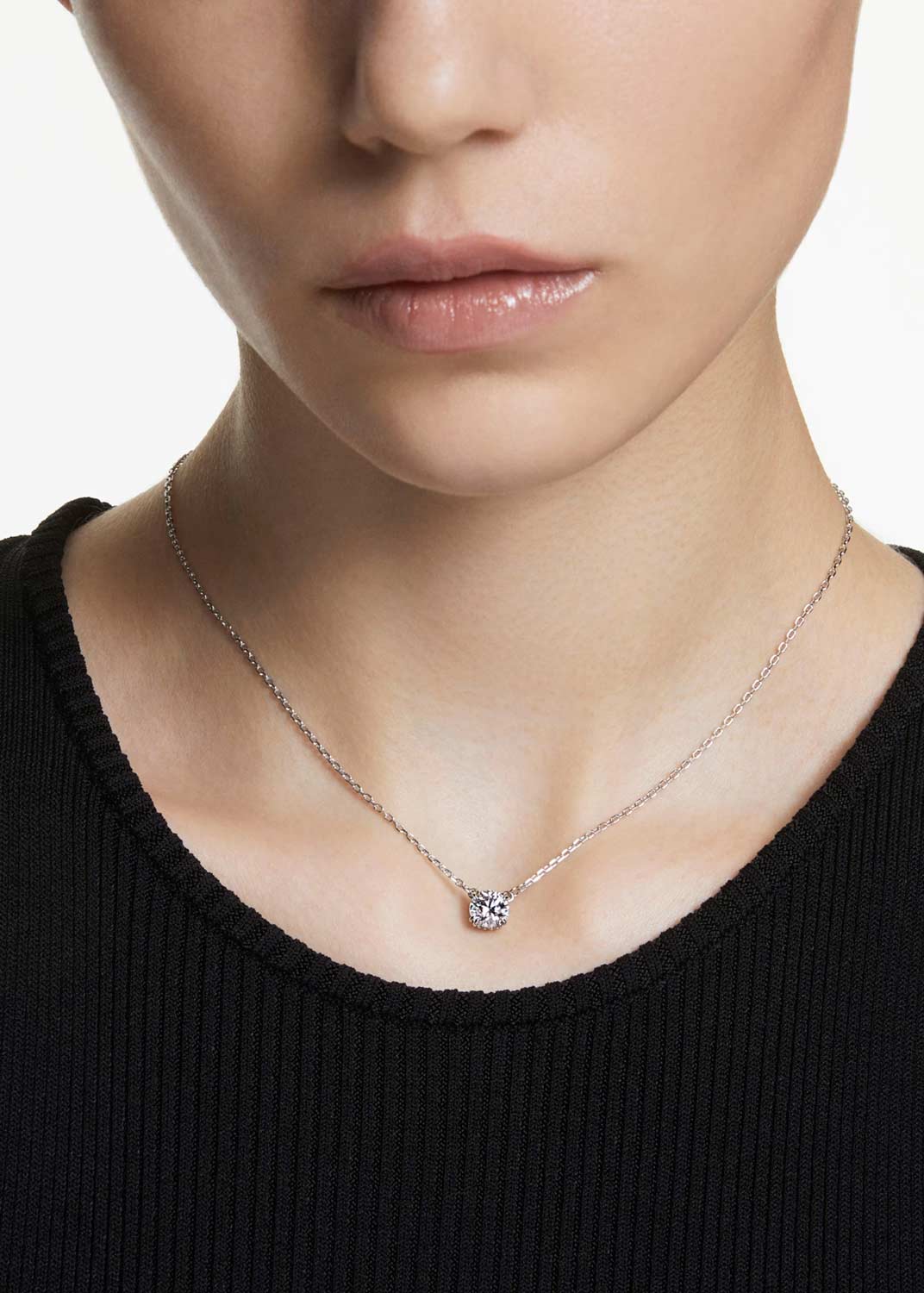 Кулон на цепочке ''Constella'' Swarovski 5636706 Кулон на цепочке ''Constella'' Swarovski 5636706