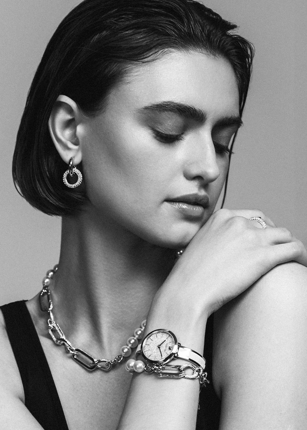 Серьги круглые Swarovski Dextera 5671807 Серьги круглые Swarovski Dextera 5671807