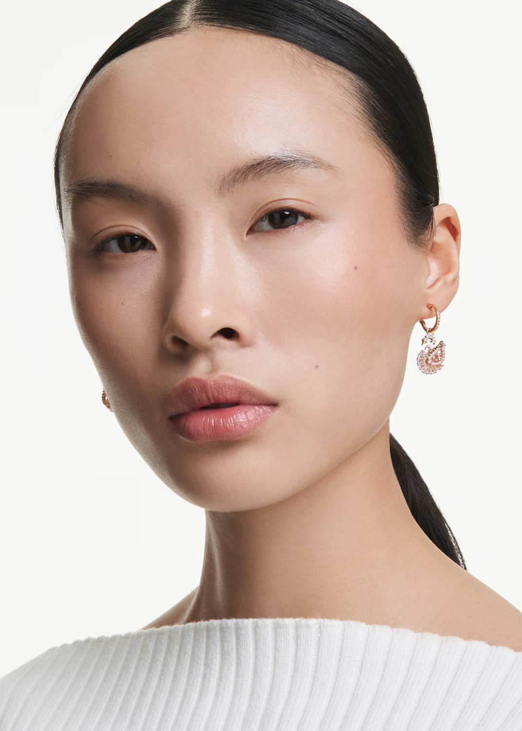 Серьги с подвесками Swarovski Swan 5732415