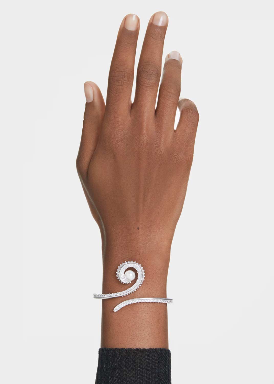Жесткий браслет Swarovski Ariana Grande x Swarovski 5720863 (M) Жесткий браслет Swarovski Ariana Grande x Swarovski 5720863 (M)