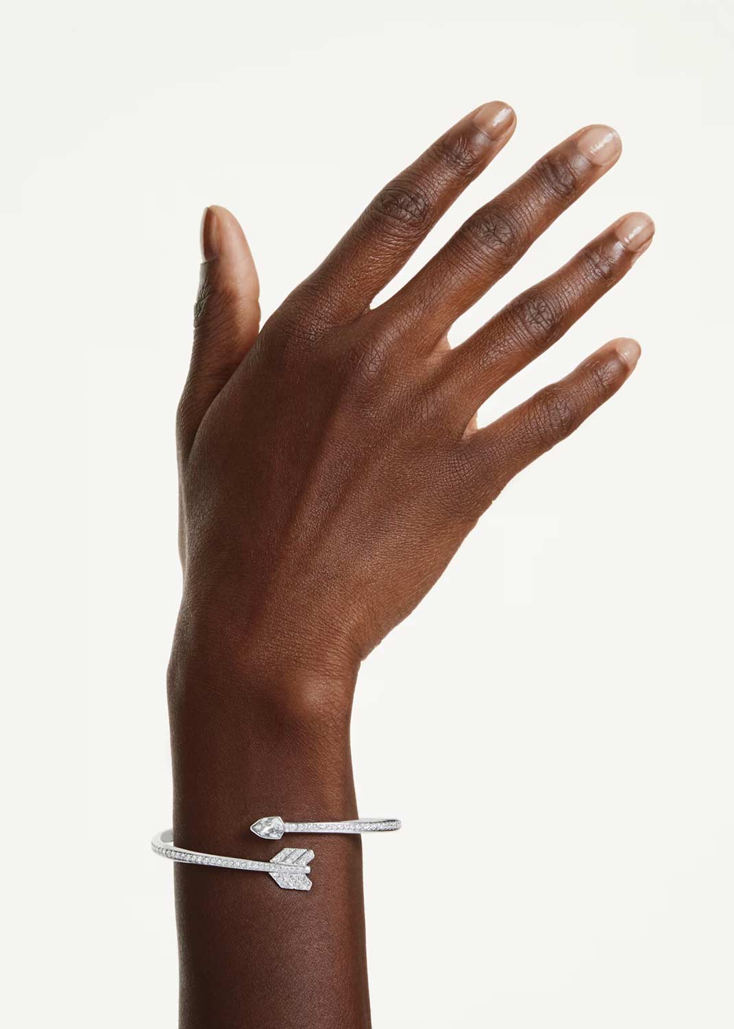 Открытый жесткий браслет ''Стрела'' Swarovski Idyllia 5737264